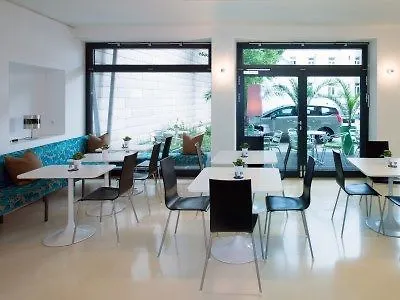 Stanys - Otel Viyana